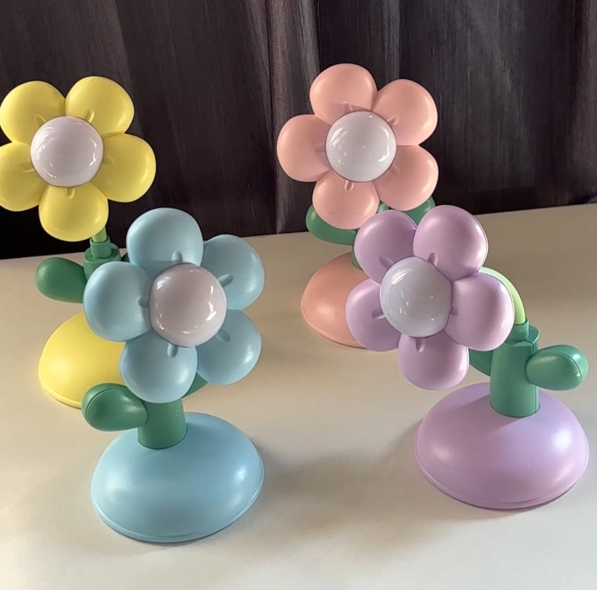 BloomieGlow Flower lamp